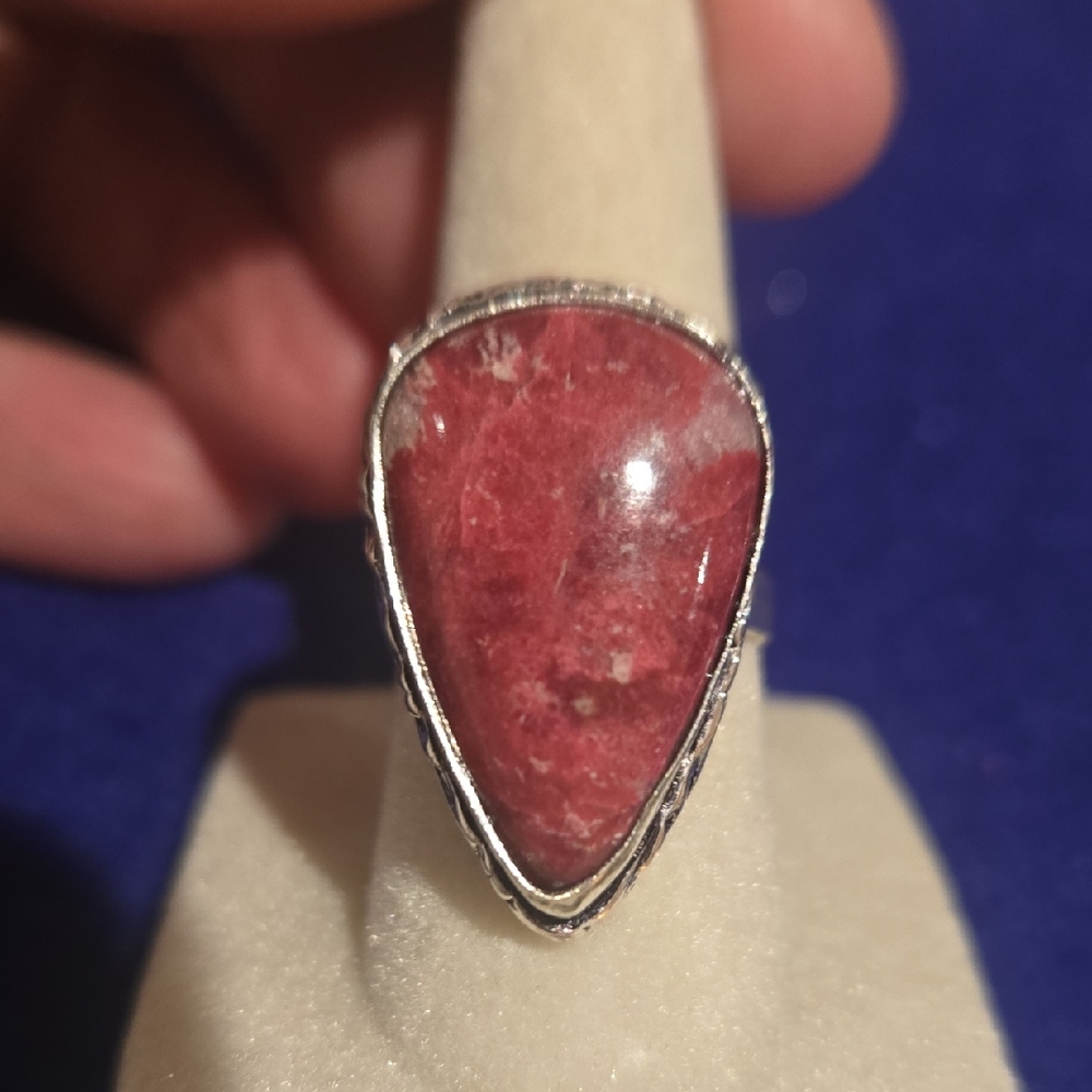 Stunning Thulite Gemstone Silver Ring - image 1